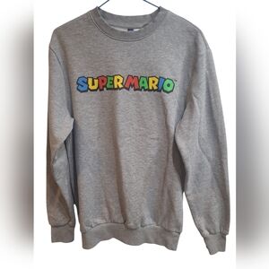 Super Mario Sweater Crewneck H&M Divided Grey with Rainbow Lettering Nintendo